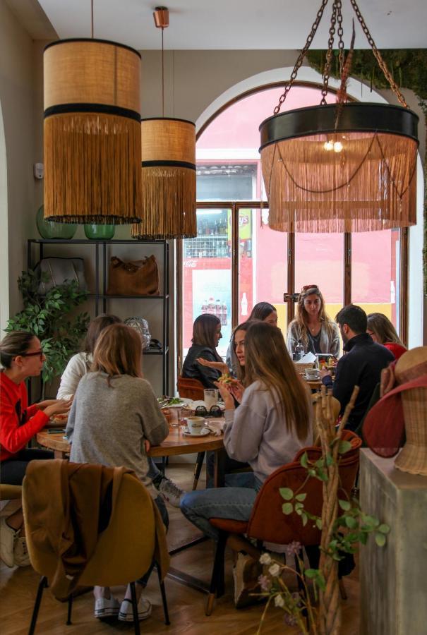 Pikis Center Sevilla Exterior photo